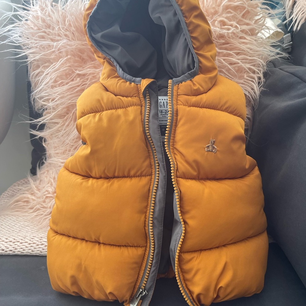 Teddy Mustard Puffer Vest